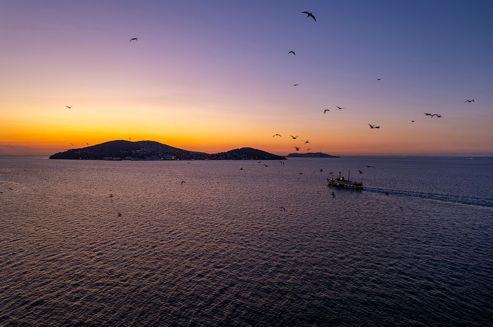 Wenn du dich fragst, wie du ein Wochenende in Istanbul verbringen könntest, sind die Möglichkeiten endlos: Natur, Meer, Kaffee, Kunst…